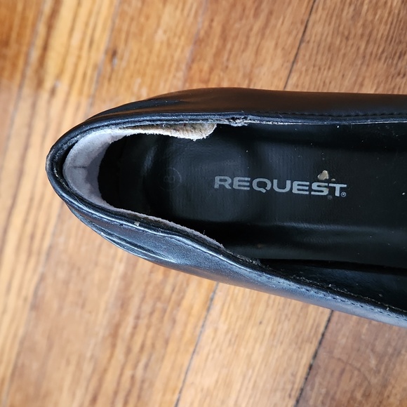 Request black peep toe stacked wood heels - Picture 7 of 8